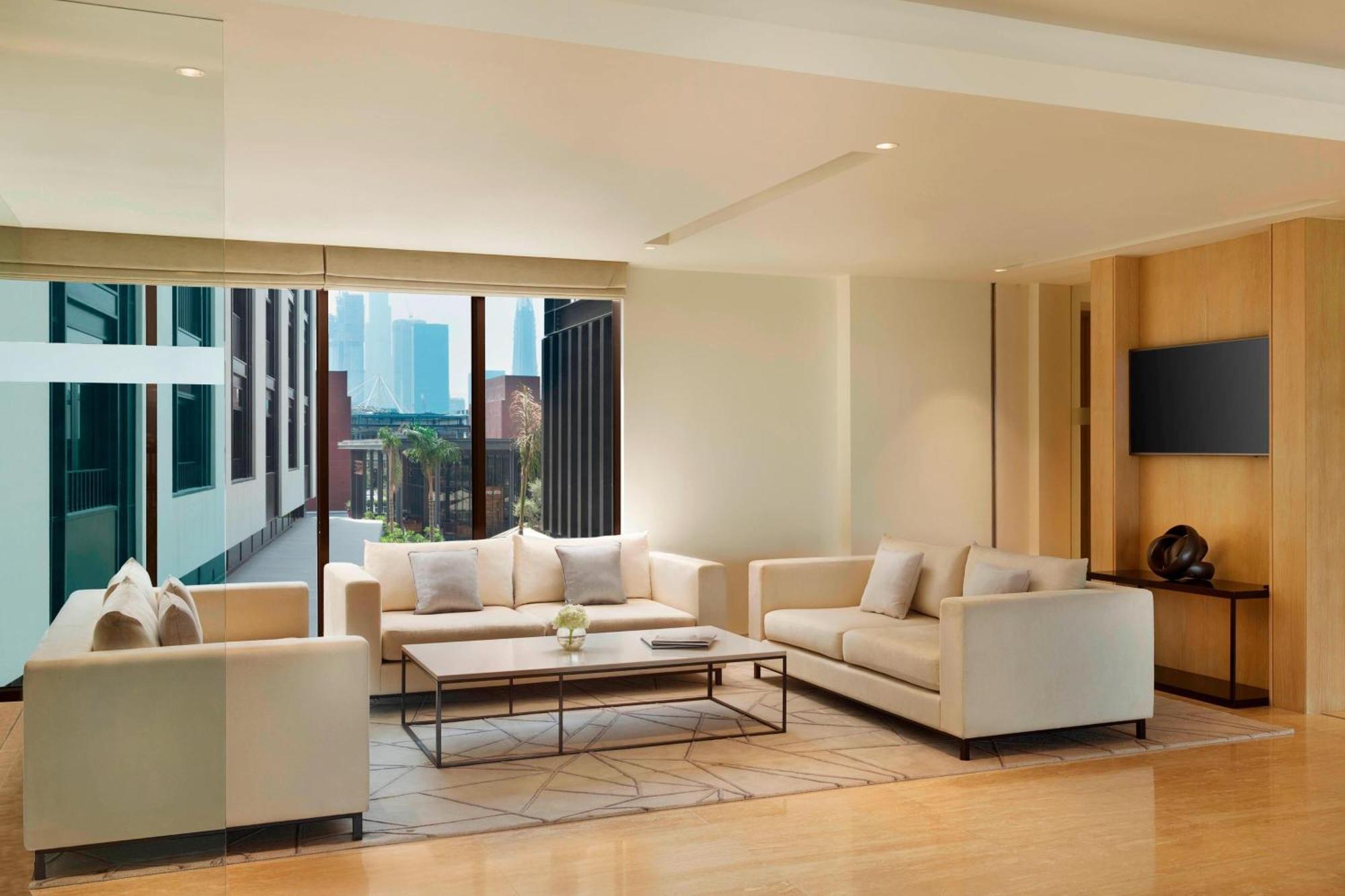 La Ville Hotel & Suites City Walk Dubai, Autograph Collection Екстер'єр фото The Westin Mumbai