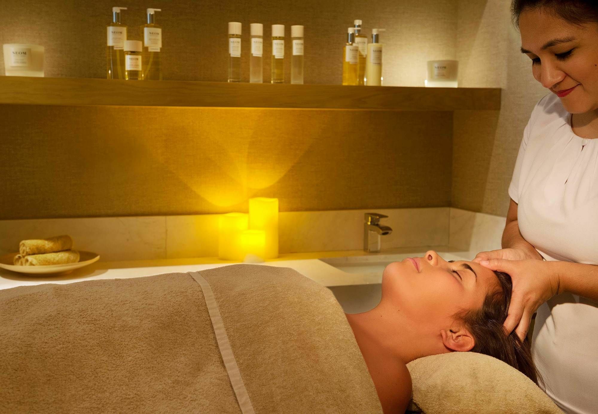 La Ville Hotel & Suites City Walk Dubai, Autograph Collection Екстер'єр фото A spa treatment